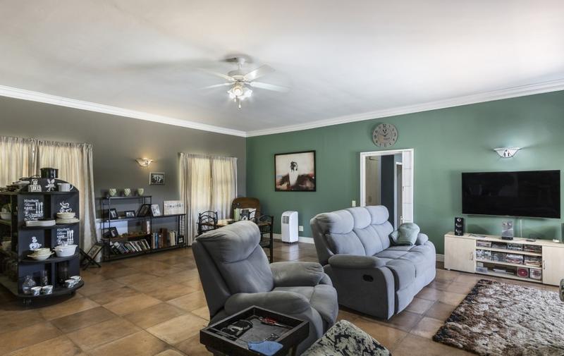 4 Bedroom Property for Sale in Gordons Bay Western Cape